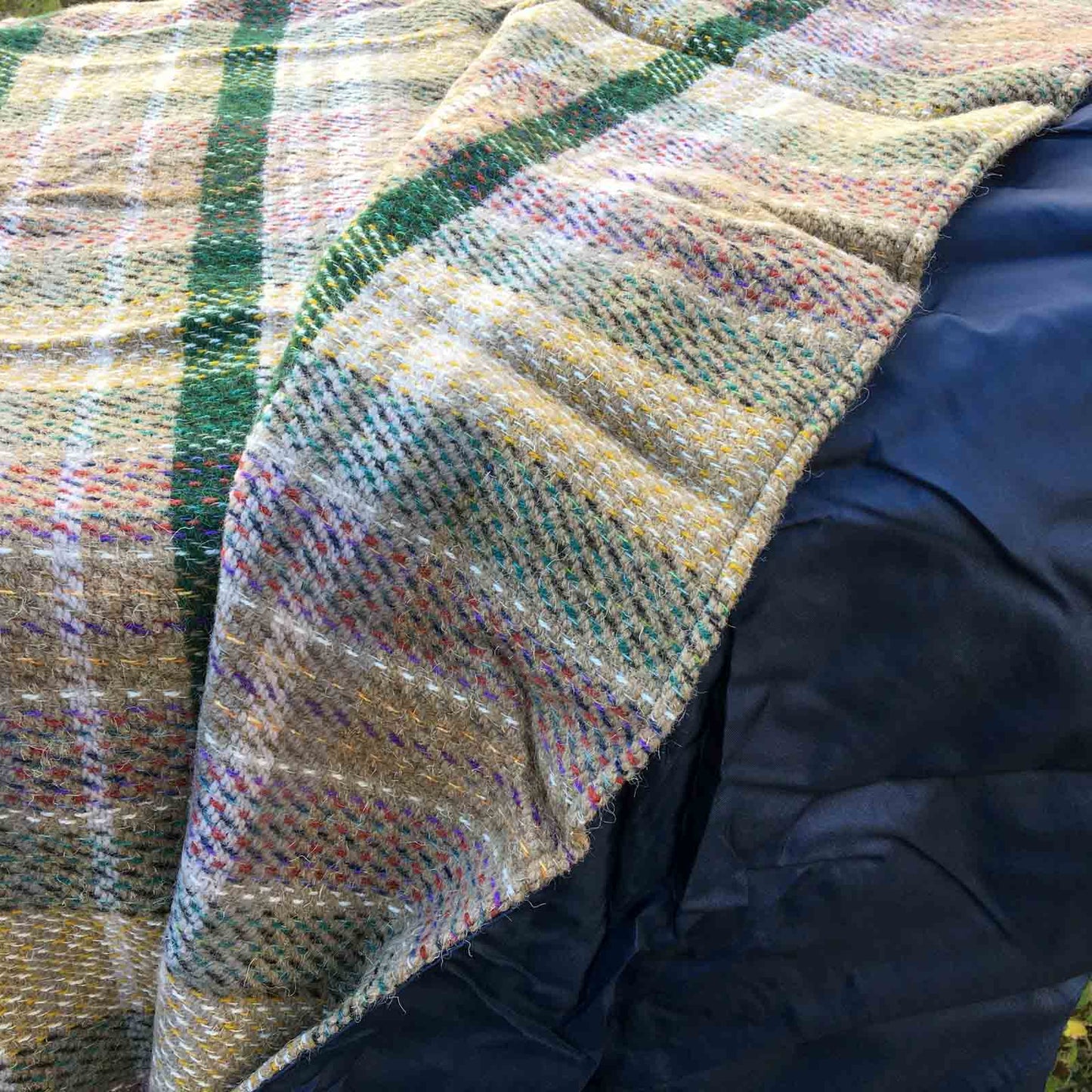 100% Recycled Wool Waterproof Picnic Rug