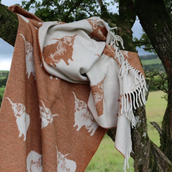 Highland Cow Ginger Jacquard Merino Lambswool Throw 02