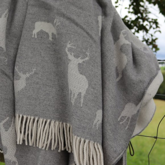 Stag Grey Jacquard Merino Lambswool Throw 05